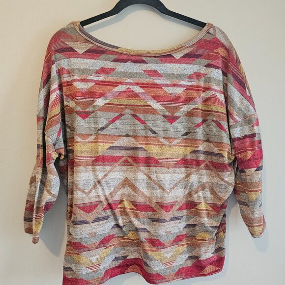 Living Doll Los Angeles Ladies Aztec Tribal Long Sleeve Blouse Size S - Picture 2 of 3